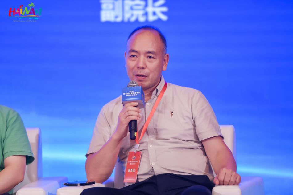 叶乐安.jpg